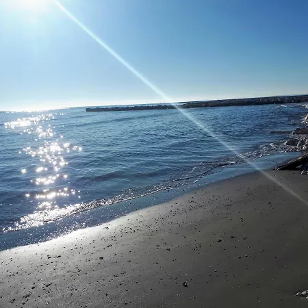 Oblo N.8 - A Due Passi Dal Mare *